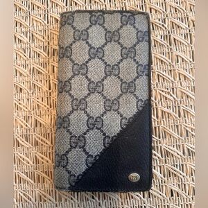 GUCCI NAVY BLUE & BEIGE MONOGRAM COATED CANVAS BI FOLD WALLET CARD HOLDER